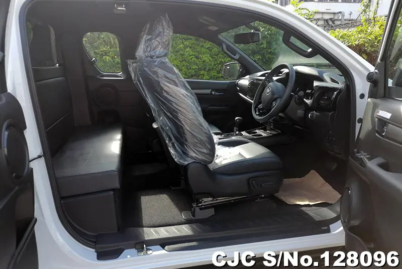 2025 Toyota / Hilux / Revo Rocco Stock No. 128096