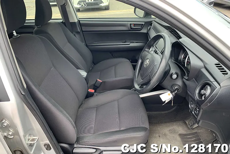 2016 Toyota / Corolla Fielder Stock No. 128170