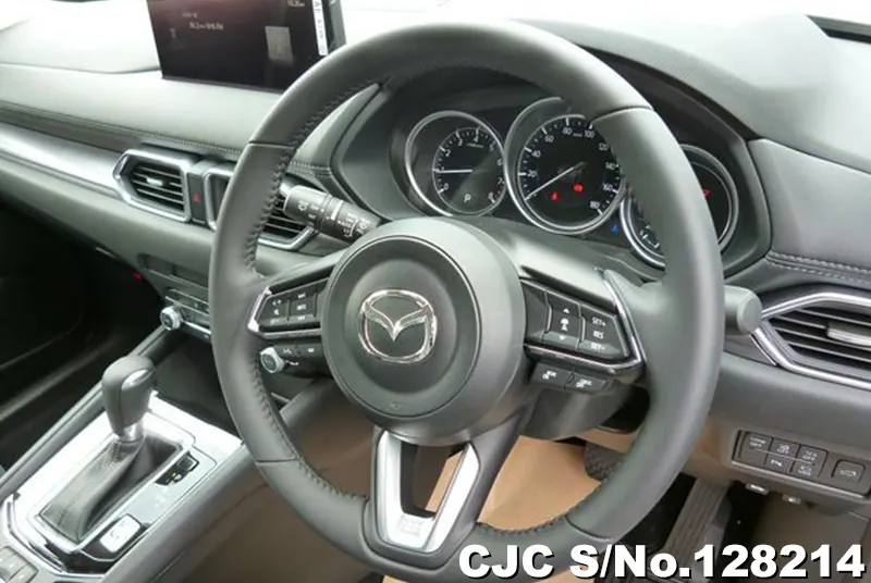 2025 Mazda / CX-5 Stock No. 128214