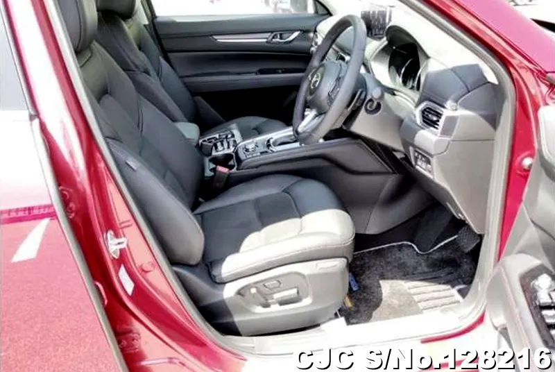 2025 Mazda / CX-5 Stock No. 128216