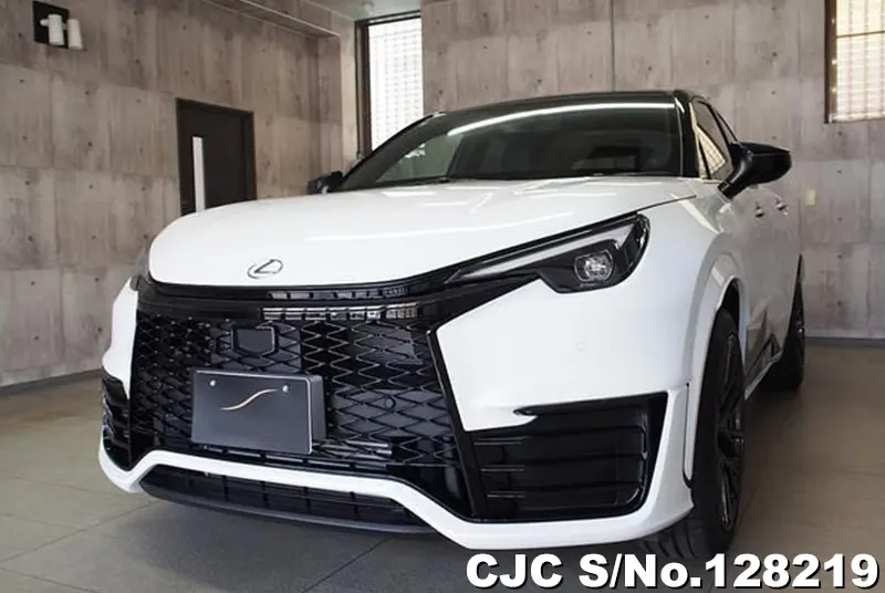 2025 Lexus / LBX Stock No. 128219
