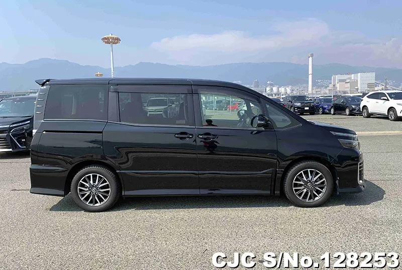 2015 Toyota / Voxy Stock No. 128253