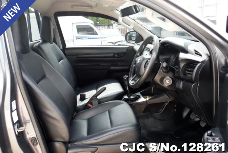 2022 Toyota / Hilux / Revo Stock No. 128261