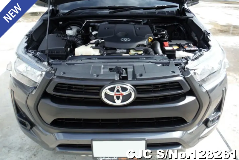 2022 Toyota / Hilux / Revo Stock No. 128261