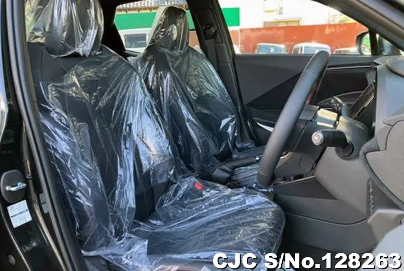 2025 Lexus / LBX Stock No. 128263