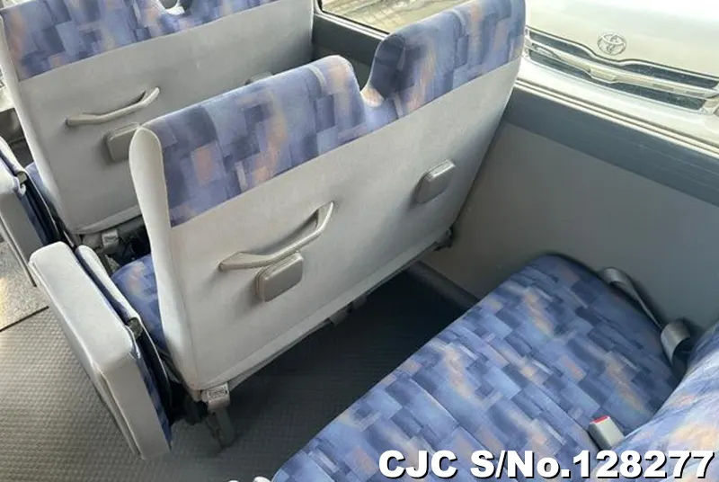 2005 Nissan / Civilian Stock No. 128277