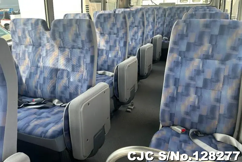 2005 Nissan / Civilian Stock No. 128277