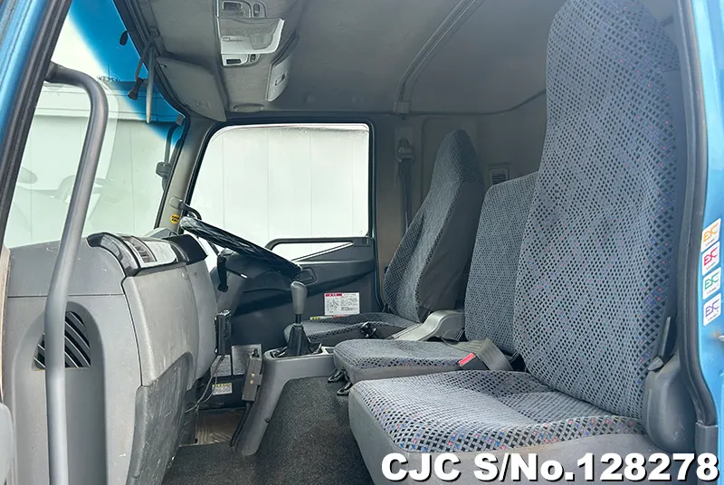 2007 Mitsubishi / Fuso Fighter Stock No. 128278