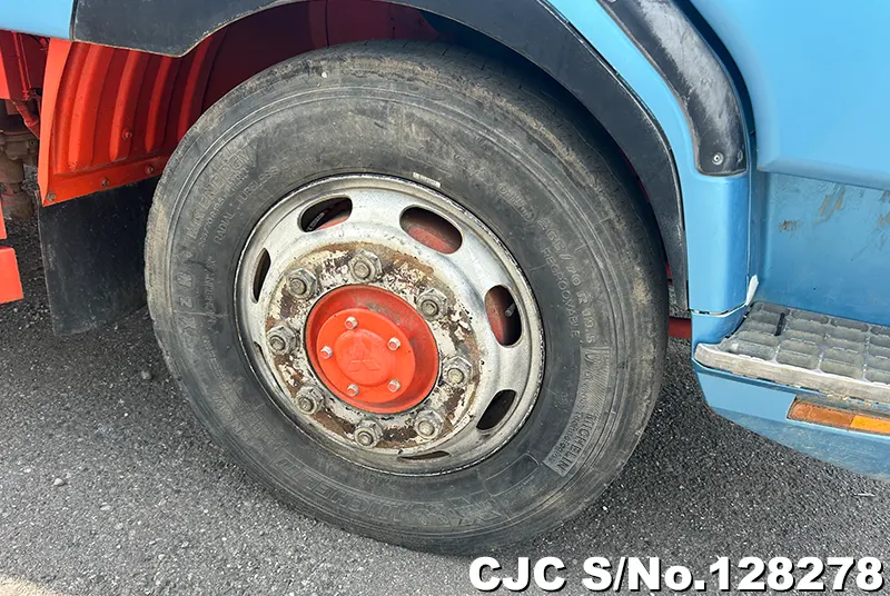 2007 Mitsubishi / Fuso Fighter Stock No. 128278