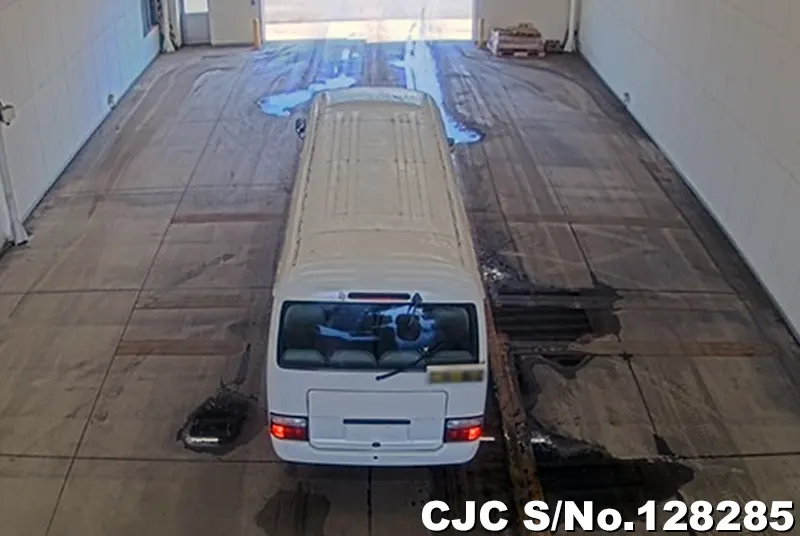 2005 Toyota / Coaster Stock No. 128285