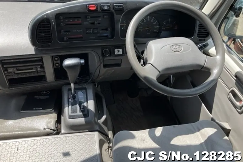 2005 Toyota / Coaster Stock No. 128285