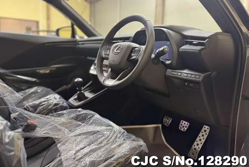 2025 Lexus / LBX Stock No. 128290