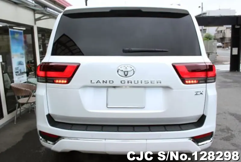 2023 Toyota / Land Cruiser Stock No. 128298