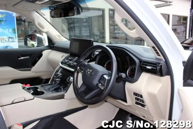 2023 Toyota / Land Cruiser Stock No. 128298