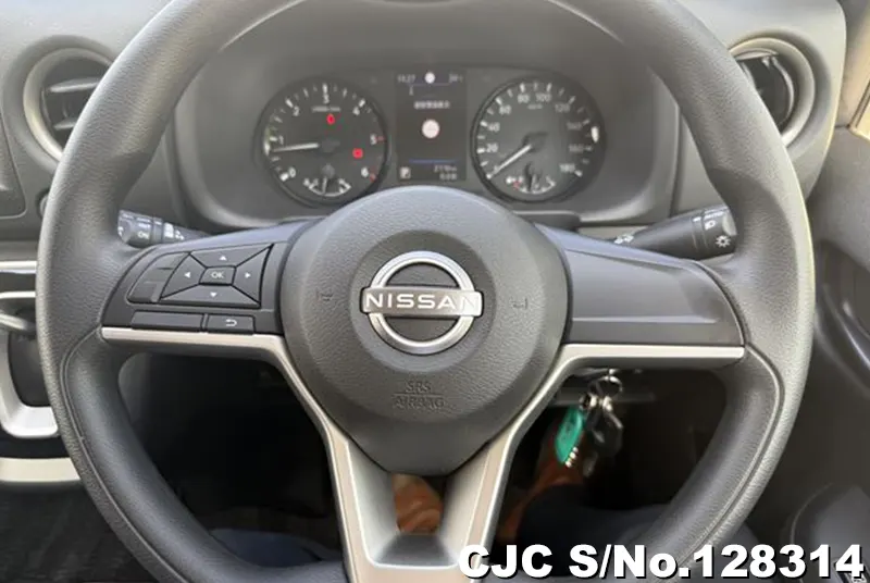 2022 Nissan / Caravan Stock No. 128314