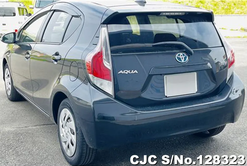 2016 Toyota / Aqua Stock No. 128323