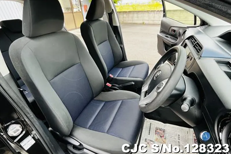 2016 Toyota / Aqua Stock No. 128323