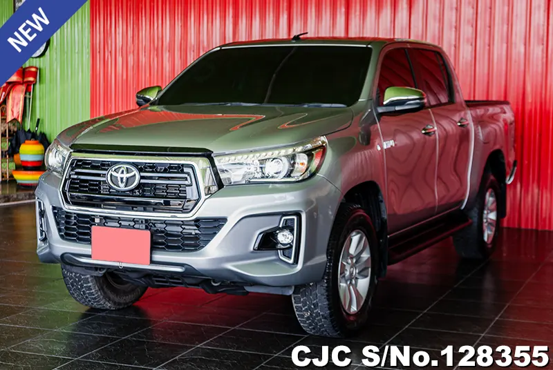 2020 Toyota / Hilux / Revo Stock No. 128355