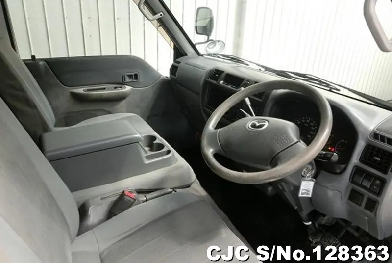 2015 Mazda / Bongo Stock No. 128363