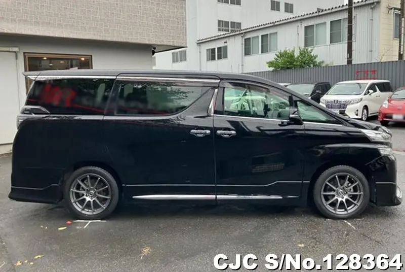 2017 Toyota / Vellfire Stock No. 128364