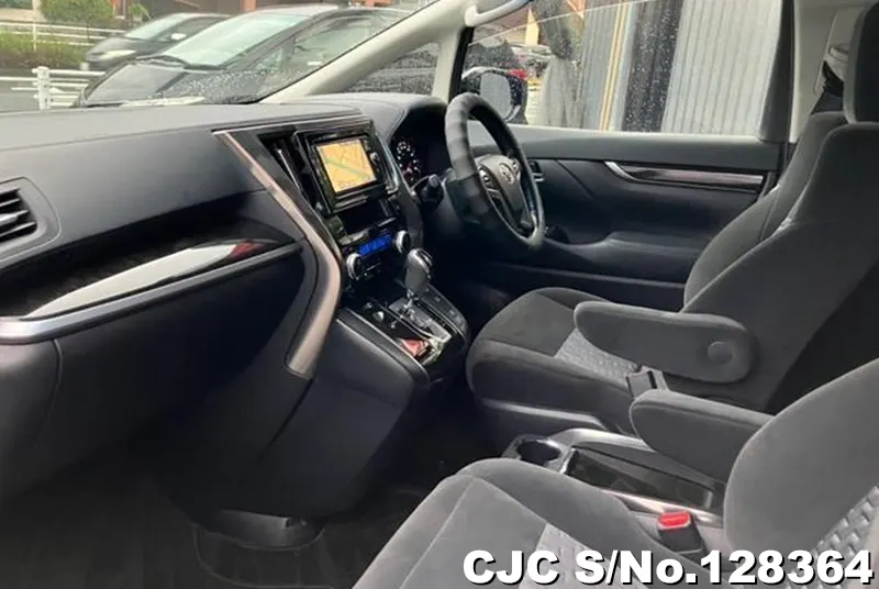 2017 Toyota / Vellfire Stock No. 128364