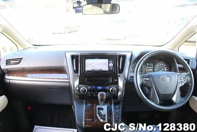 2018 Toyota / Vellfire Stock No. 128380