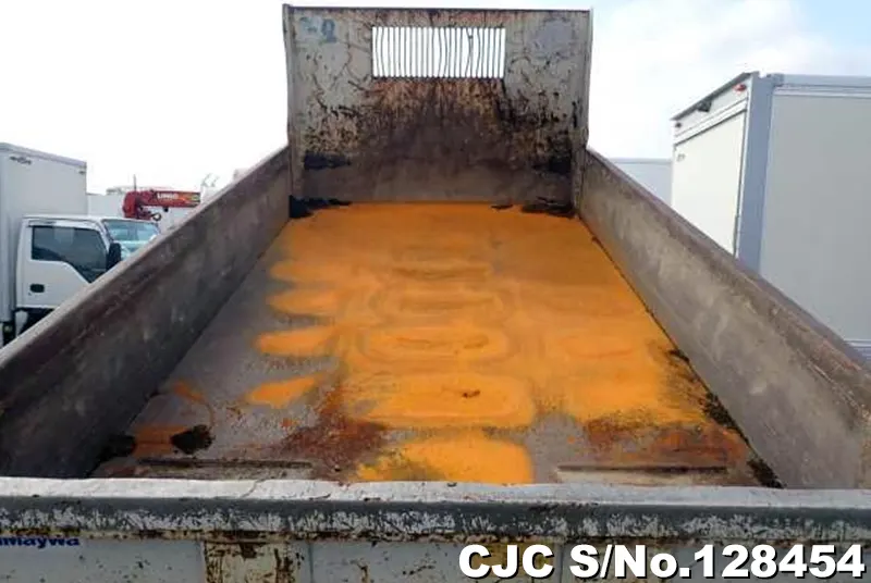 2016 Isuzu / Elf Stock No. 128454