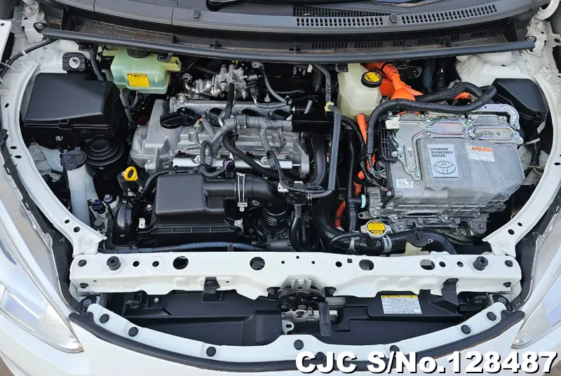 2015 Toyota / Aqua Stock No. 128487