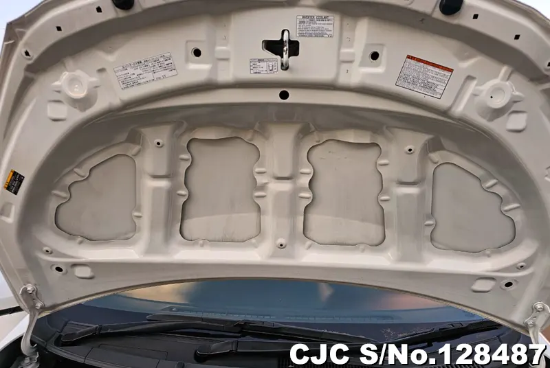 2015 Toyota / Aqua Stock No. 128487