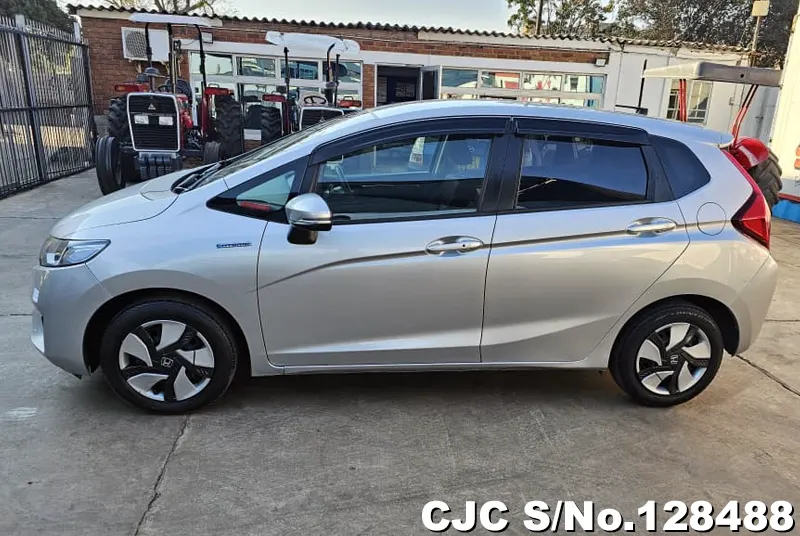 2016 Honda / Fit Stock No. 128488