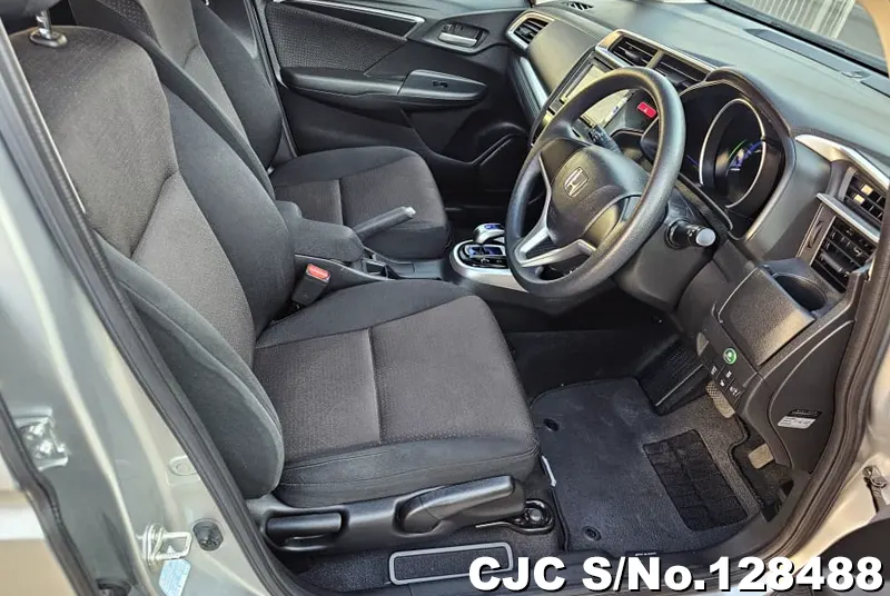 2016 Honda / Fit Stock No. 128488