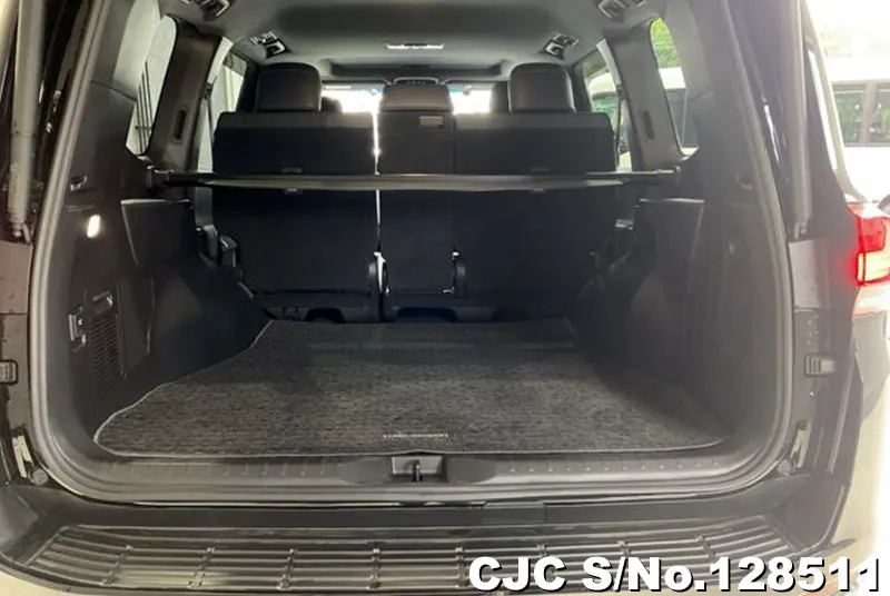 2023 Toyota / Land Cruiser Stock No. 128511