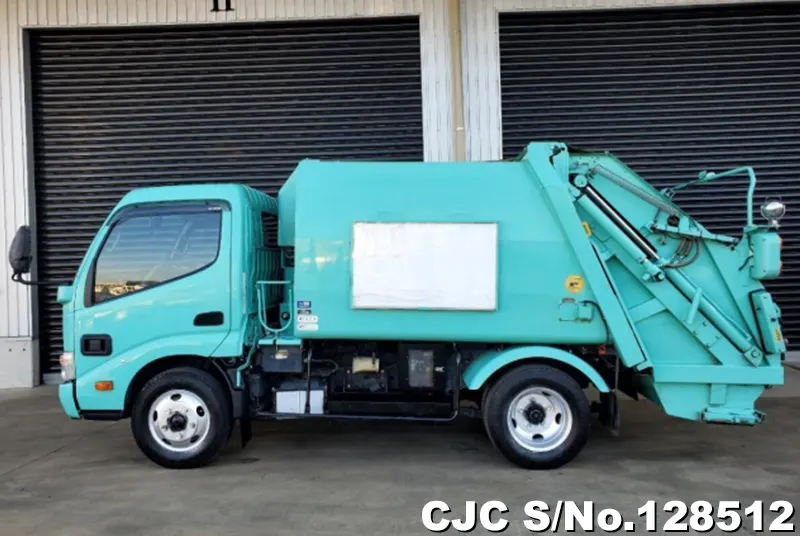 2013 Hino / Dutro Stock No. 128512