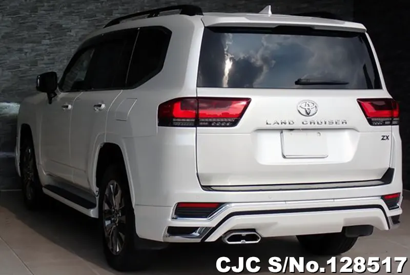 2023 Toyota / Land Cruiser Stock No. 128517