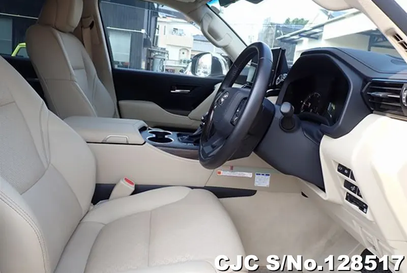 2023 Toyota / Land Cruiser Stock No. 128517