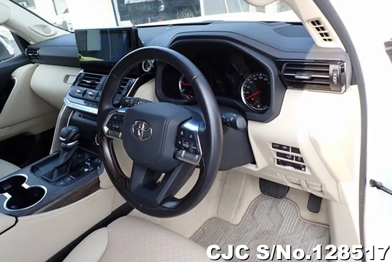 2023 Toyota / Land Cruiser Stock No. 128517