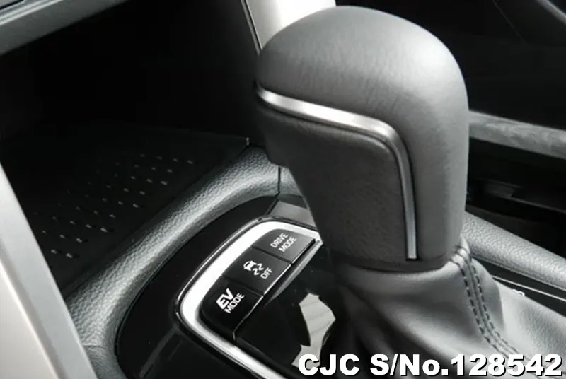 2024 Toyota / Corolla Cross Stock No. 128542