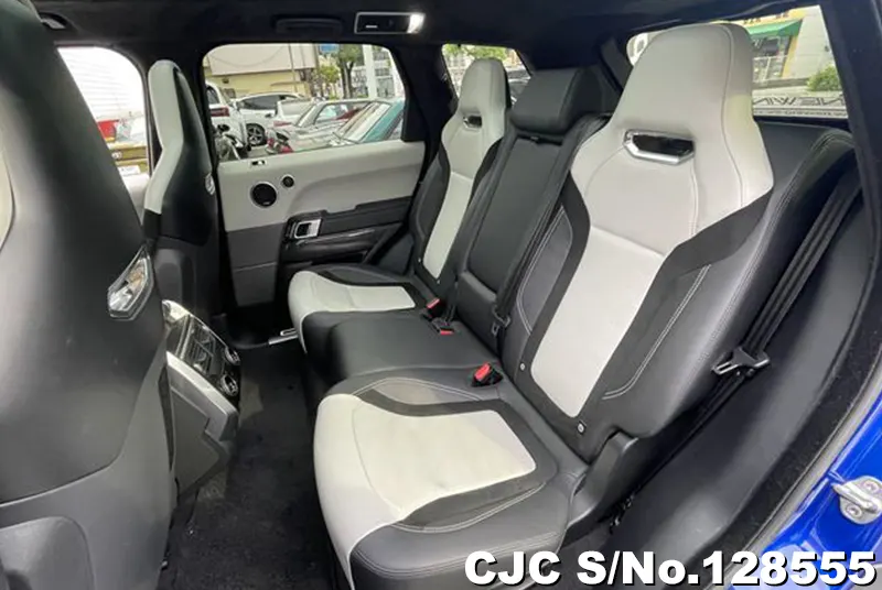 2018 Land Rover / Range Rover / Sport Stock No. 128555