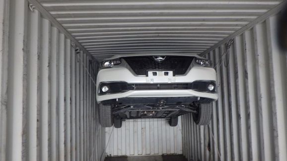 Lexus RX 300 in White for Sale Image 11