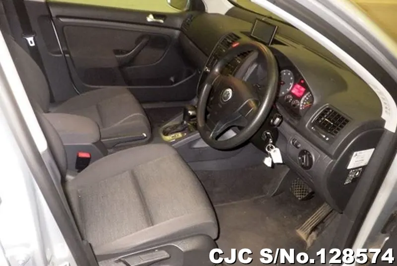 2006 Volkswagen / Golf Stock No. 128574