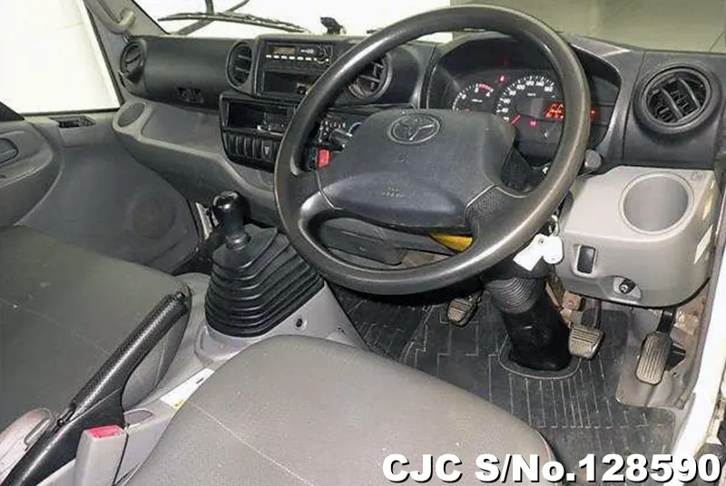 2015 Toyota / Dyna Stock No. 128590