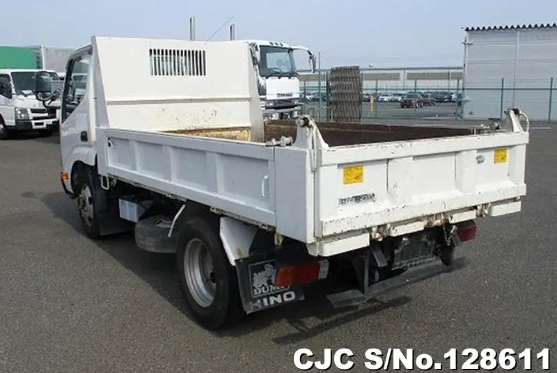 2013 Hino / Dutro Stock No. 128611