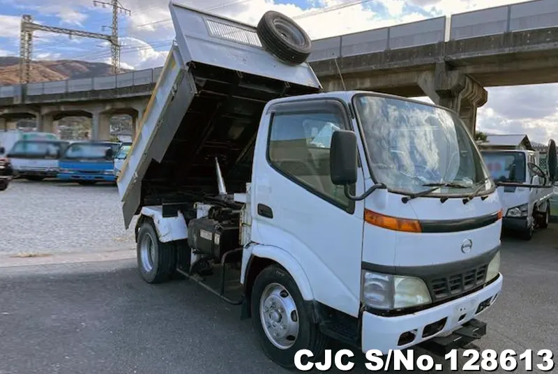 2005 Hino / Dutro Stock No. 128613