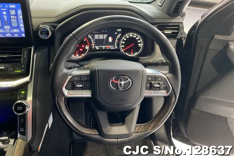 2023 Toyota / Land Cruiser Stock No. 128637