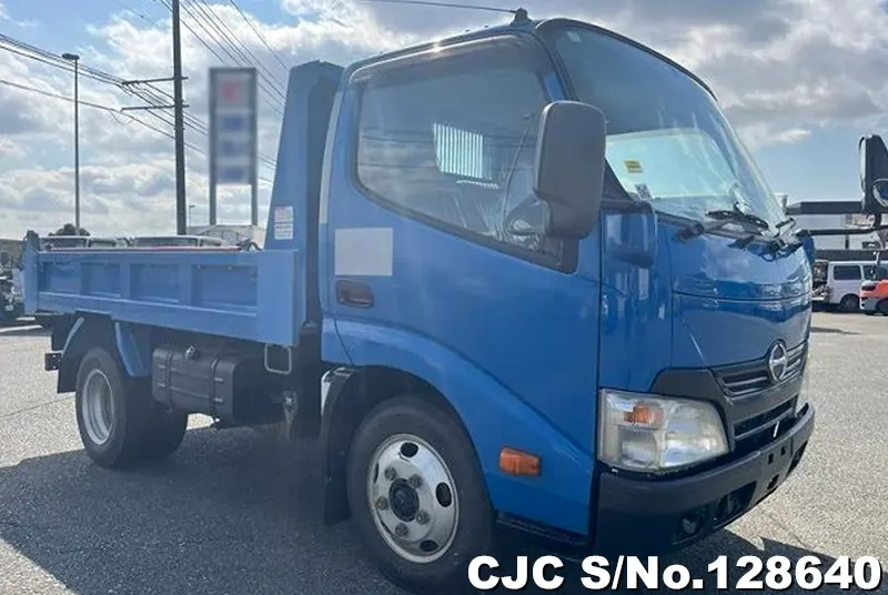 2015 Hino / Dutro Stock No. 128640