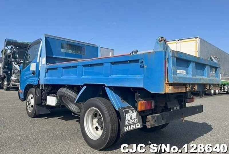 2015 Hino / Dutro Stock No. 128640