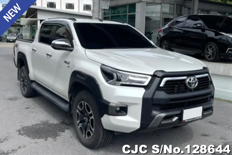 2023 Toyota / Hilux / Revo Stock No. 128644