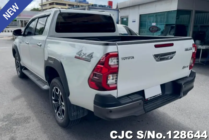 2023 Toyota / Hilux / Revo Stock No. 128644