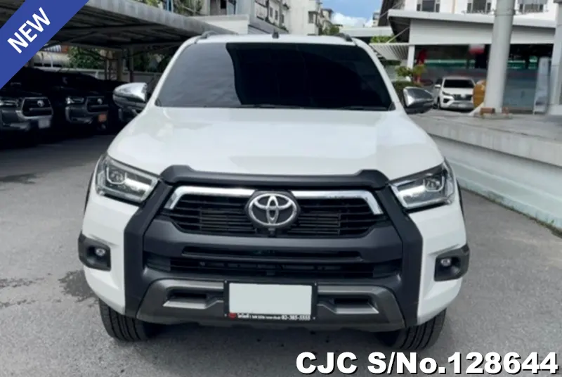 2023 Toyota / Hilux / Revo Stock No. 128644