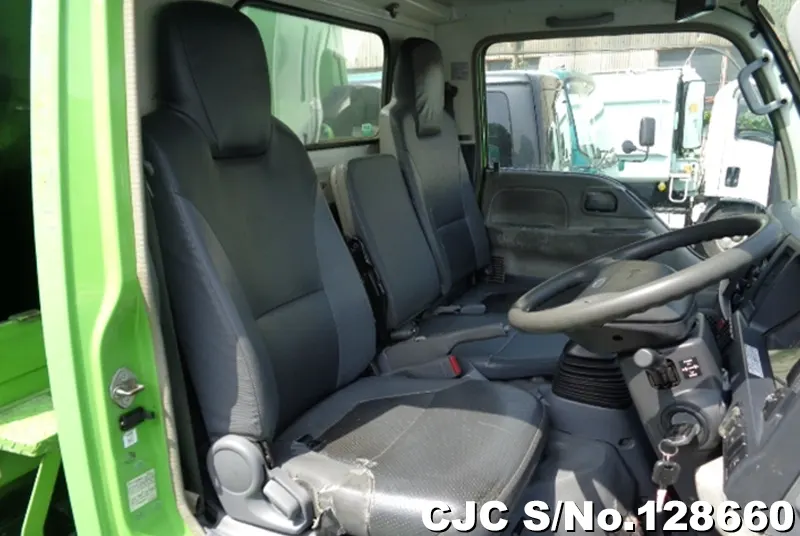 2008 Isuzu / Elf Stock No. 128660